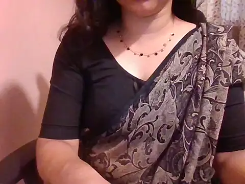 Snapshot of Pinky_4 chatting on May 2026 04:17:02 AM Pinky 4 online show from May 2026 04:17:02 AM
