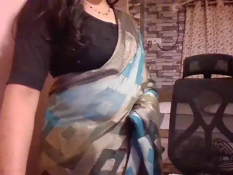 Snapshot of Pinky_4 chatting on June 2026 02:45:02 PM Pinky 4 online show from June 2026 02:45:02 PM