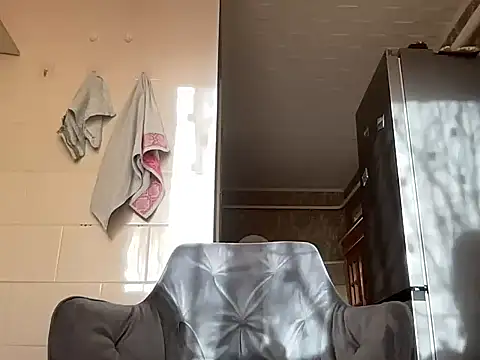 milaja online show from April 2026 03:50:02 PM