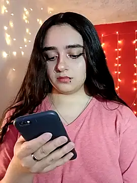 Snapshot of IvonneT chatting on December 2024 03:59:02 AM IvonneT online show from December 2024 03:59:02 AM