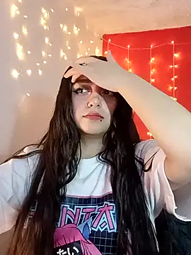 Snapshot of IvonneT chatting on December 2024 02:10:01 AM IvonneT online show from December 2024 02:10:01 AM