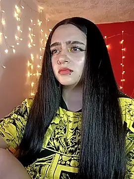 Snapshot of IvonneT chatting on February 2025 05:20:01 AM IvonneT online show from February 2025 05:20:01 AM