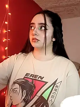 Snapshot of IvonneT chatting on October 2025 10:09:01 PM IvonneT online show from October 2025 10:09:01 PM