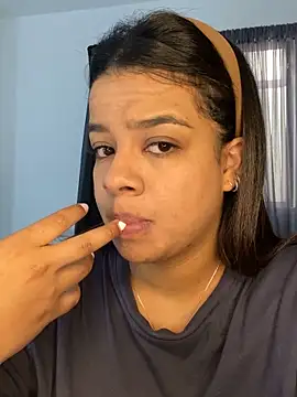 trianawhite online show from January 2025 02:37:01 PM