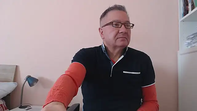 YOU6me online show from October 2025 08:36:01 AM