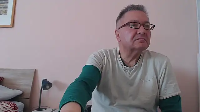 YOU6me online show from October 2025 09:59:01 AM