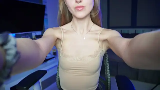 CassiaBlade1 online show from November 2025 04:29:02 PM