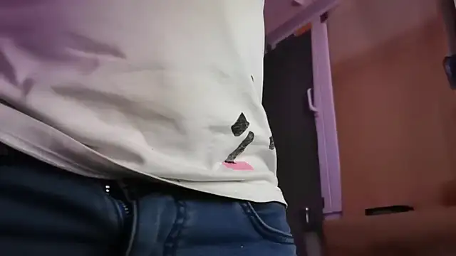 Lucas1andOnly4Girl online show from October 2025 01:39:01 AM