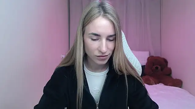 Snapshot of DeboraHorny chatting on April 2026 06:27:01 AM DeboraHorny online show from April 2026 06:27:01 AM