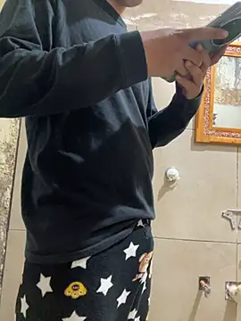 delgadito234 online show from February 2026 06:37:02 PM