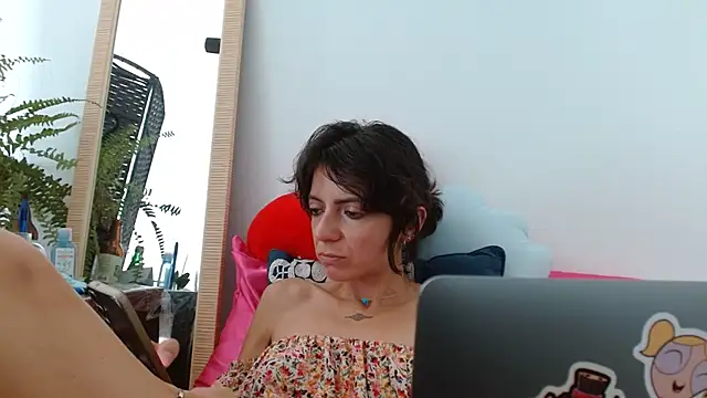 Snapshot of Labebe-rica chatting on June 2026 09:18:02 PM Labebe-rica online show from June 2026 09:18:02 PM