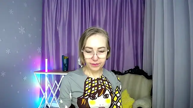 queen a n i online show from November 2025 11:38:02 AM