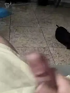 vini4016 online show from December 2024 10:44:02 AM