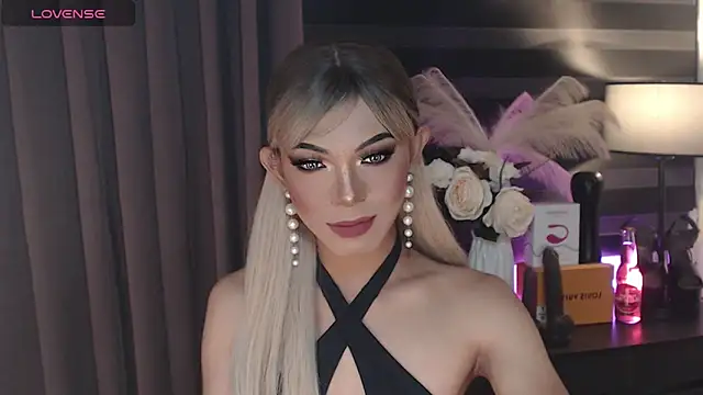 Snapshot of HugecockAlexa chatting on September 2025 07:52:02 AM HugecockAlexa online show from September 2025 07:52:02 AM