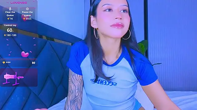 Snapshot of Mia_Tin chatting on May 2026 05:29:01 PM Mia Tin online show from May 2026 05:29:01 PM