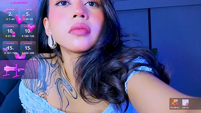 Snapshot of Mia_Tin chatting on May 2026 01:40:02 PM Mia Tin online show from May 2026 01:40:02 PM