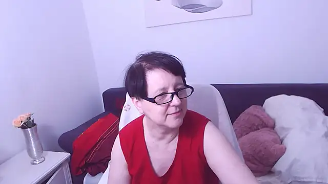 Snapshot of ChristaRose chatting on June 2026 04:31:01 PM ChristaRose online show from June 2026 04:31:01 PM