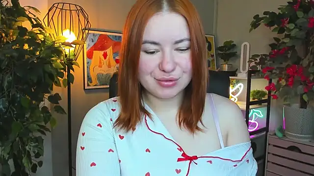 LAYLAxSTAR online show from December 2025 07:47:01 AM