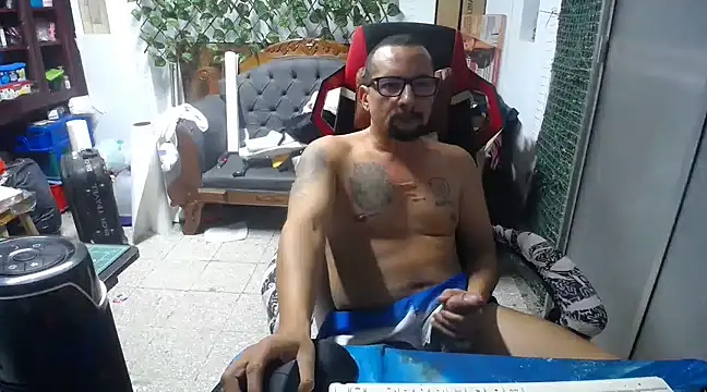 Snapshot of alexam_gal@xh chatting on December 2024 06:44:01 AM alexam galxh online show from December 2024 06:44:01 AM