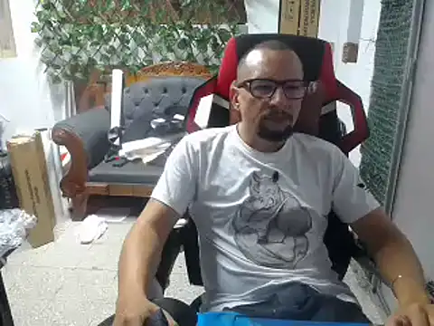 Snapshot of alexam_gal@xh chatting on December 2024 08:34:02 PM alexam galxh online show from December 2024 08:34:02 PM