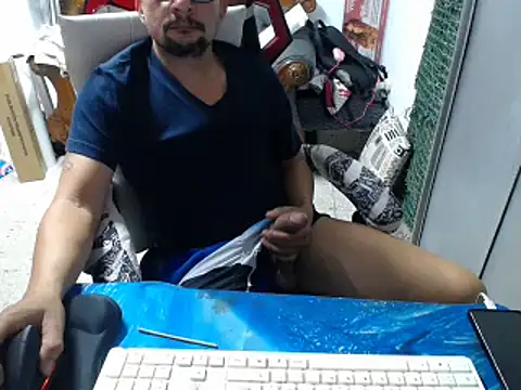 Snapshot of alexam_gal@xh chatting on January 2025 10:17:01 PM alexam galxh online show from January 2025 10:17:01 PM