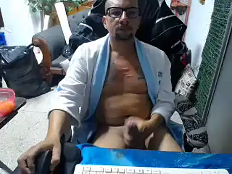 Snapshot of alexam_gal@xh chatting on March 2025 11:32:02 PM alexam galxh online show from March 2025 11:32:02 PM