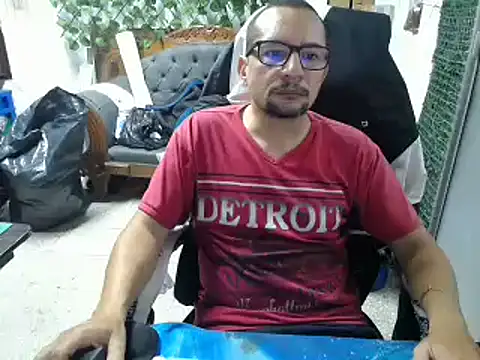 Snapshot of alexam_gal@xh chatting on March 2025 01:21:02 AM alexam galxh online show from March 2025 01:21:02 AM