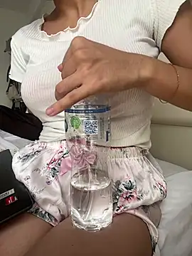 DulceMya6 online show from March 2026 08:58:02 PM