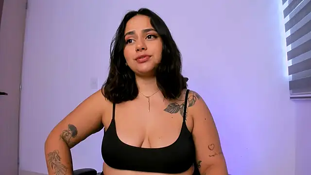 susy angel online show from April 2026 10:10:02 PM