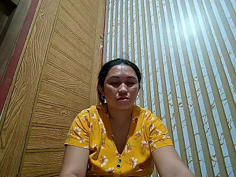 LalaiAsian online show from December 2025 03:52:02 PM