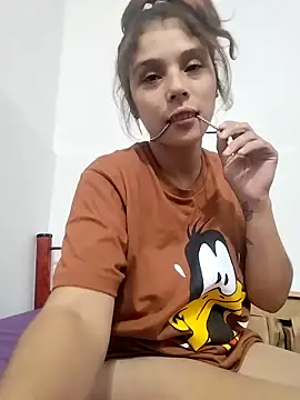 mariamac420 online show from February 2026 06:26:01 AM