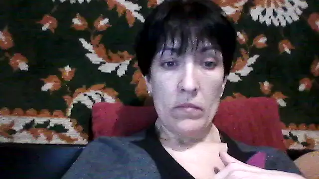 SunnyAmorre online show from December 2025 12:36:01 PM