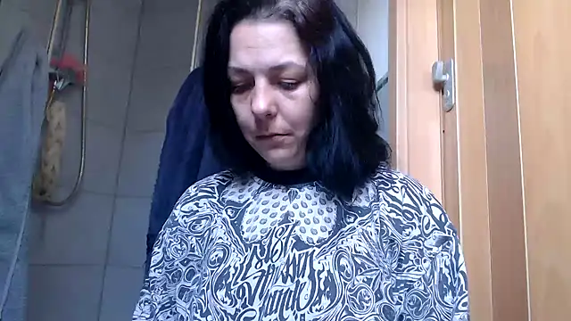 LaraLoviaAndFriends online show from March 2025 12:41:01 PM