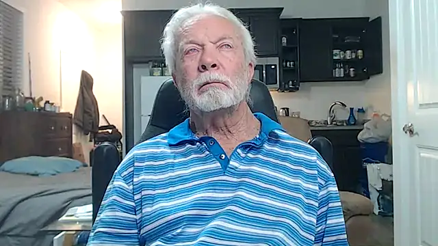 Snapshot of rockpoint69 chatting on November 2025 10:25:01 AM rockpoint69 online show from November 2025 10:25:01 AM