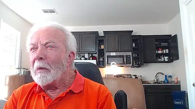 Snapshot of rockpoint69 chatting on November 2025 10:15:01 PM rockpoint69 online show from November 2025 10:15:01 PM