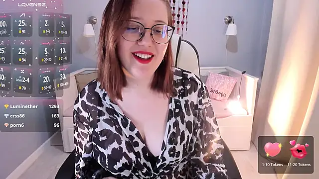 Charmy Gracy online show from February 2025 04:42:02 PM