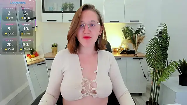 Snapshot of Charmy_Gracy chatting on April 2026 11:57:01 AM Charmy Gracy online show from April 2026 11:57:01 AM