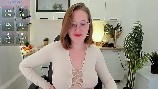 Snapshot of Charmy_Gracy chatting on April 2026 02:36:02 PM Charmy Gracy online show from April 2026 02:36:02 PM