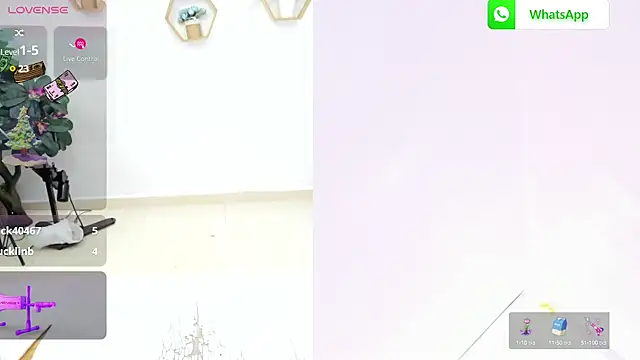 Snapshot of naty_girl_ chatting on January 2025 06:57:01 AM naty girl online show from January 2025 06:57:01 AM