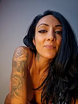 Snapshot of miatemptress69 chatting on October 2025 11:53:01 AM miatemptress69 online show from October 2025 11:53:01 AM