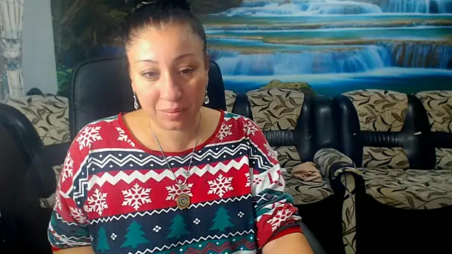 Snapshot of MoistMady chatting on October 2025 03:23:02 AM MoistMady online show from October 2025 03:23:02 AM