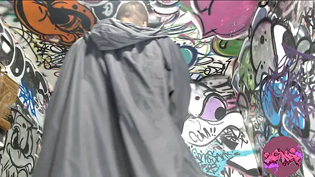 Justin Frank online show from February 2025 12:30:01 AM