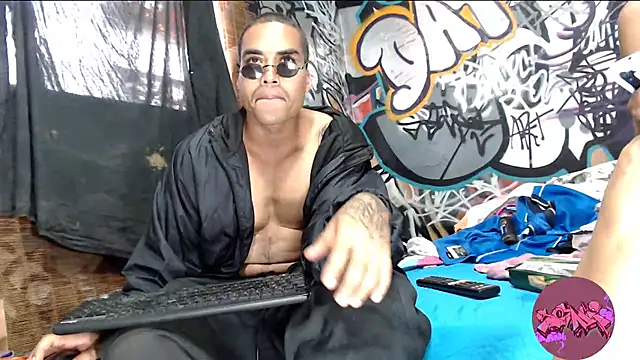 Justin Frank online show from February 2025 06:01:02 PM