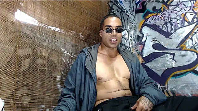 Justin Frank online show from March 2025 07:40:01 PM