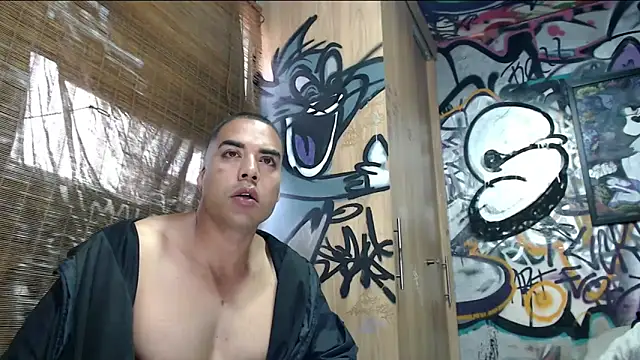 Snapshot of Justin_Frank chatting on May 2026 04:11:02 PM Justin Frank online show from May 2026 04:11:02 PM