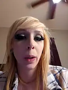 Snapshot of AmethystFoxx chatting on January 2025 09:11:02 PM AmethystFoxx online show from January 2025 09:11:02 PM