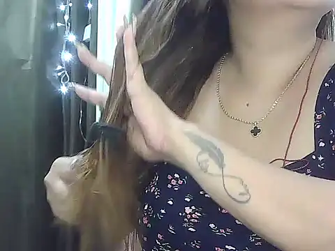 Snapshot of wild_amber25 chatting on January 2026 03:06:01 PM wild amber25 online show from January 2026 03:06:01 PM