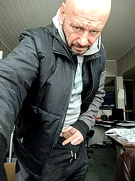 Snapshot of wilkalfa chatting on February 2026 11:17:01 AM wilkalfa online show from February 2026 11:17:01 AM