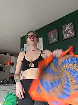 itsbabydashh online show from March 2026 09:09:01 PM