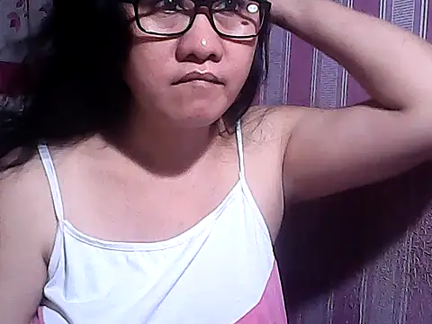 sweetsosie18 online show from October 2025 12:18:02 PM